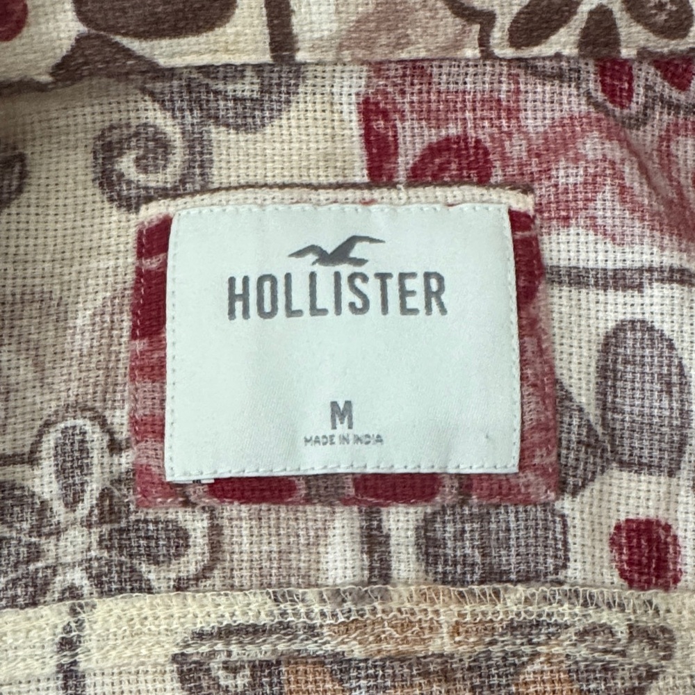 Hollister Beach shirt - Picture 2 of 2